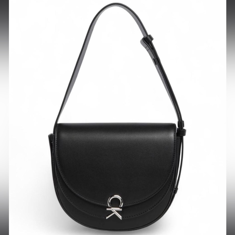 The Crisell Saddle Crossbody Bag from Calvin Klein✨